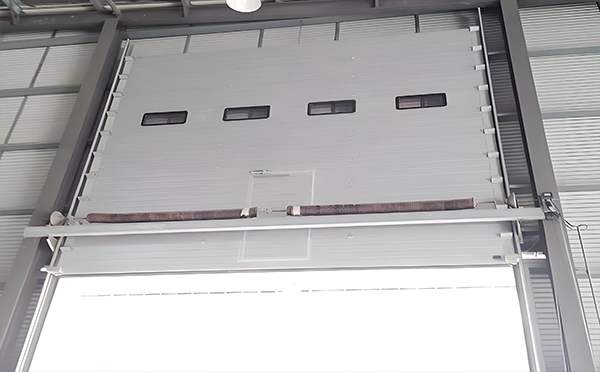 永登工业滑升门