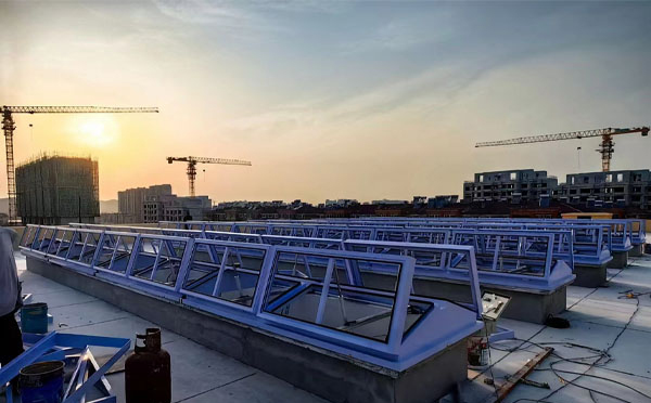 消防永登排烟窗工作原理