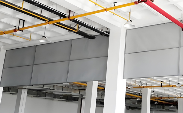 商场防烟分区常闭节点：永登挡烟垂壁高度与控制器接线图解