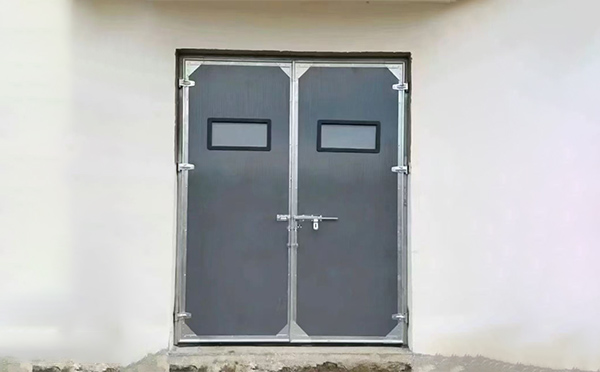 永登工业门在高温作业区域的运行表现