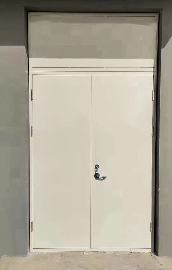 展览馆项目完成大跨度永登防火门安装